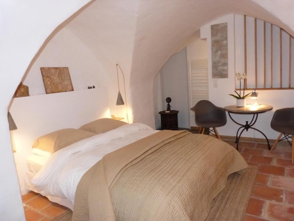 Le Tilleul Villevieille Esterno foto